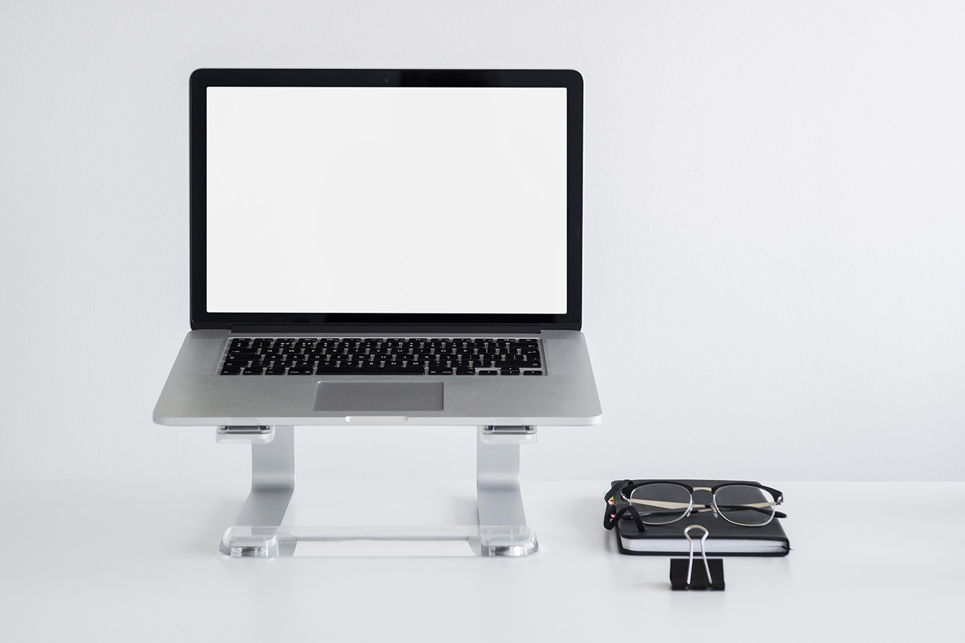 Laptop- & monitorstandaards
